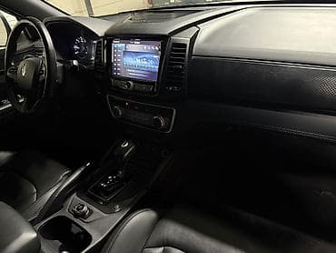 forester 2020: Ssangyong Rexton Sports: 2020 г., 2.2 л, Автомат, Дизель, Пикап — 3