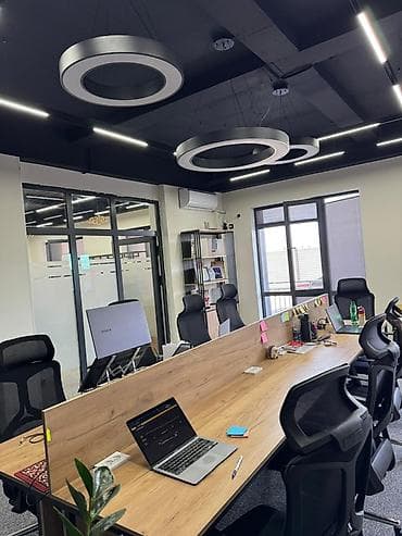 Кыймылсыз мүлк: Кеңселерди сатуу 72 м², Ремонту бар, Эмереги менен, Көп кабаттуу имарат, 1 кабат — 4
