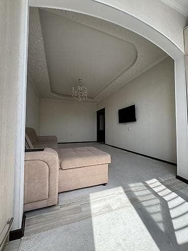 flat osh: 1 комната, 45 м², 106 серия улучшенная, 9 этаж, Косметический ремонт — 2