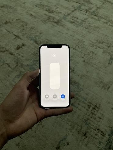 ssd 120: IPhone 12 Pro, Б/у, 256 ГБ, Черный, Зарядное устройство, Защитное стекло, Чехол, 78 % — 4