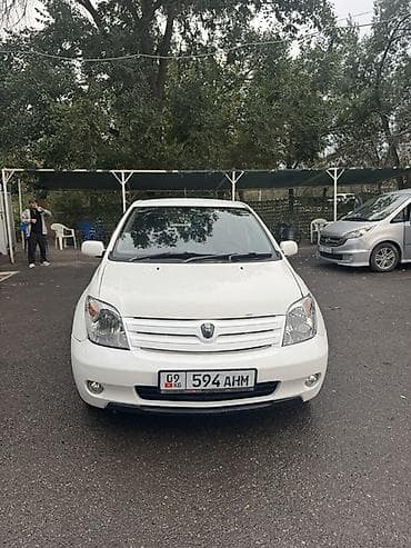 Toyota Ist: 2003 г., 1.3 л, Бензин, Хэтчбэк at lalafo.kg Toyota Ist: 2003 г., 1.3 л, Бензин, Хэтчбэк