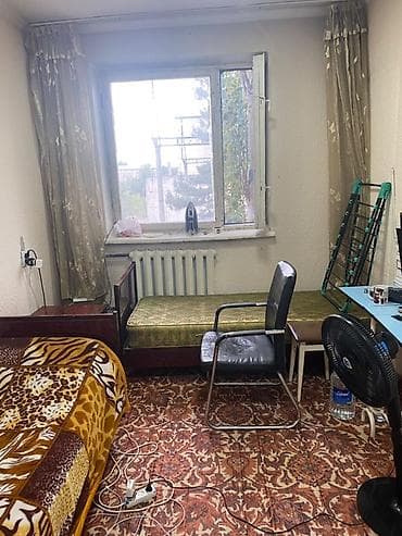 Продаю однокомнатную квартиру гостиничного типа с мебелью и бытовыми
