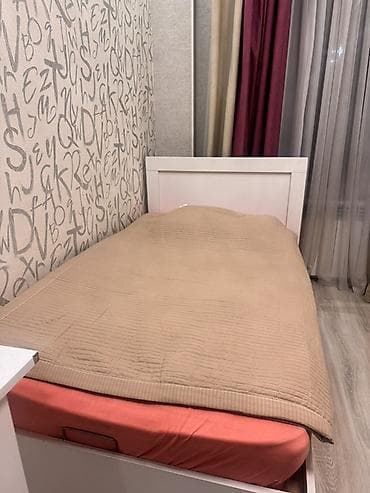 кресла мягкие: Односпальная кровать, С матрасом, длина - 200 см — 1