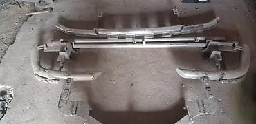 Подножки Toyota, Б/у at lalafo.kg Подножки Toyota, Б/у