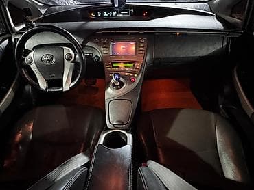 prius c: Toyota Prius: 2013 г., 1.8 л, Автомат, Гибрид, Седан — 5