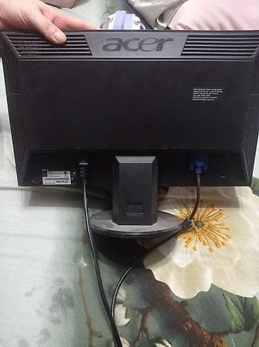 quantum board: Монитор Acer V193HQV - Диагональ 19" - Матрица TN, формат 16:9 - — 1
