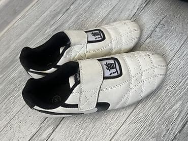 39: Мужские кроссовки, 39, Б/у, цвет - Белый — 2