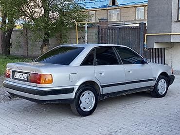 w210 4 2: Audi 100: 1993 г., 2.3 л, Ручные, Бензин, Седан — 4
