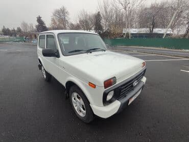 ВАЗ (ЛАДА) 4x4 Нива: 2018 г., 1.7 л, Механика, Бензин, Внедорожник at lalafo.kg ВАЗ (ЛАДА) 4x4 Нива: 2018 г., 1.7 л, Механика, Бензин, Внедорожник