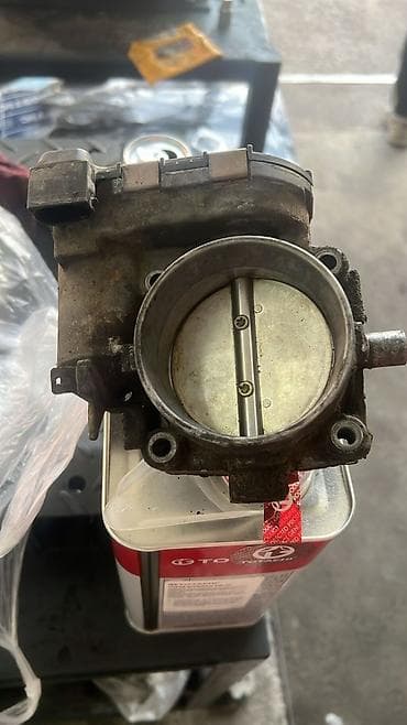 Кыймылдаткыч тетиктери жана чогултулган моторлор: Дроссел жапкыч Mercedes-Benz 2001 г. — 1