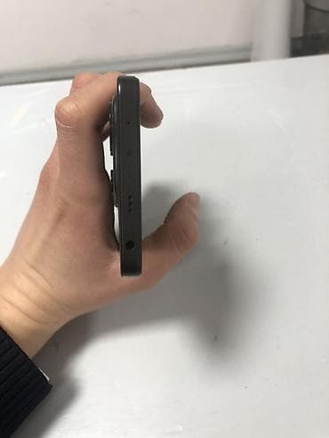 бу ноутбуки бишкек: Redmi, Redmi Note 14, Б/у, 128 ГБ, цвет - Черный, 2 SIM, eSIM — 4