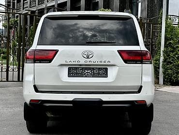 land cruiser 79: Toyota Land Cruiser: 2023 г., 3.5 л, Автомат, Бензин, Внедорожник — 4