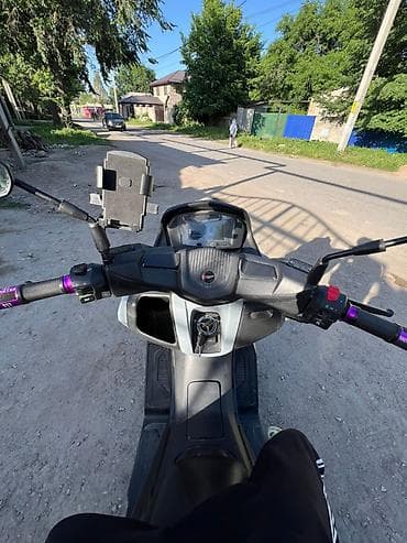 скутер электро: Скутер/максискутер 150–200 см³ класса City Touring Описание: - — 8