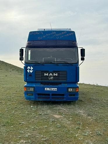 камаз тягач с прицепом: Тягач, MAN, 2000 г., Без прицепа — 3