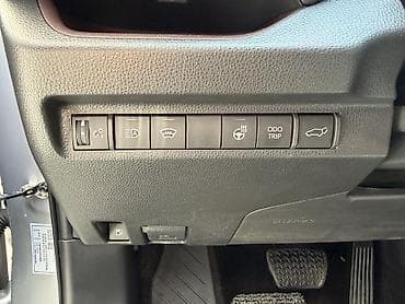 Toyota RAV4: 2023 г., 2.5 л, Автомат, Гибрид, Кроссовер — 8