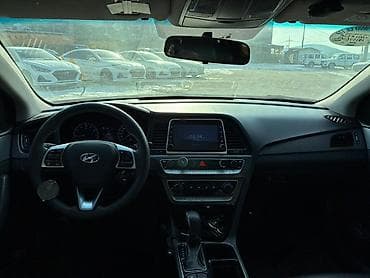 lexsus es: Hyundai Sonata: 2021 г., Седан — 9