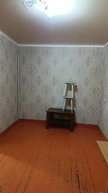 Продаю 1 комнатную квартиру, ул Лущихина возле летного училища, 2 этаж lalafo.kg да Продаю 1 комнатную квартиру, ул Лущихина возле летного училища, 2 этаж