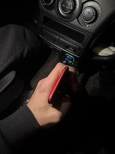 mi 10 pro: IPhone SE 2020, Б/у, 128 ГБ, Красный — 3