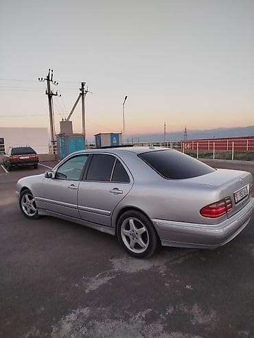 Mercedes-Benz E-Class: 2000 г., 3.2 л, Автомат, Бензин, Седан — 5