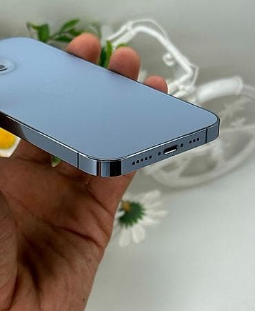 aifon 13: IPhone 13 Pro, Б/у, 256 ГБ, Голубой, Зарядное устройство, 86 % — 2