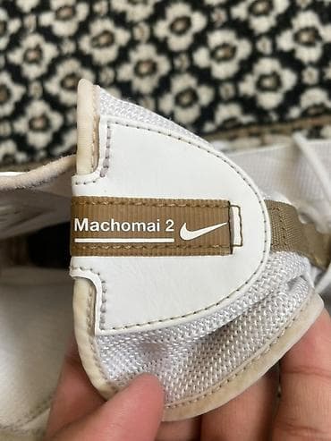 купить черную маску: Мужские кроссовки, 42.5, 43, Nike, Б/у, цвет - Белый, Самовывоз, Платная доставка — 7