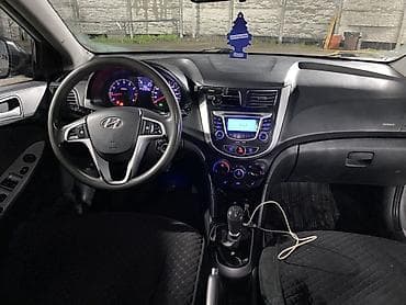 step 2: Hyundai Accent: 2012 г., 1.4 л, Ручные, Бензин, Седан — 6