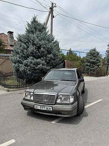 Mercedes-Benz W124: 1994 г., 3.2 л, Автомат, Бензин, Седан — 2