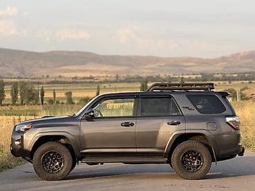 водный мото: Toyota 4Runner: 2020 г., 4 л, Автомат, Бензин, Внедорожник — 6