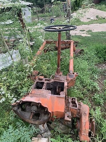 geely galaxy e5: Рама и узлы от трактора (оранжевый каркас): - Основная рама с — 4