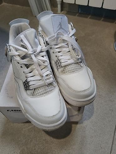 обувь джордан: Мужские кроссовки, 39, Air Jordan, Б/у, цвет - Белый, Самовывоз — 1