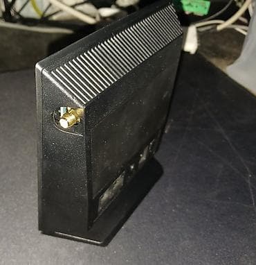Модемы и сетевое оборудование: Роутер 4G CPE R0516, рабочий, не комплетный и нуждается в — 2
