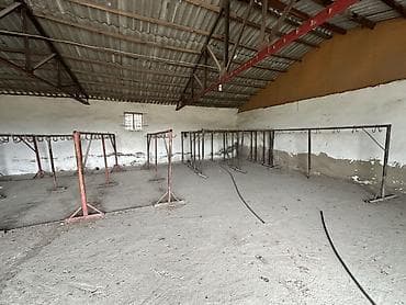 хранение: Металлические стойки/рамы для сушки и развески мясо Описание: - — 2