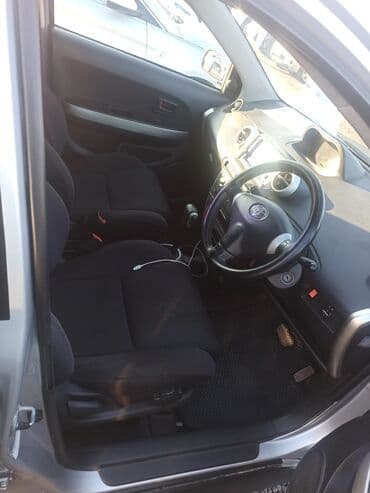 купить машину недорого автомат: Toyota ist: 2002 г., 1.3 л, Автомат, Бензиновая, Хэтчбэк — 7