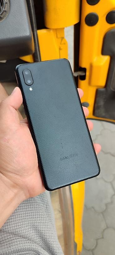 smooth 4: Samsung Galaxy A02, Б/у, 64 ГБ, цвет - Черный, 2 SIM — 3