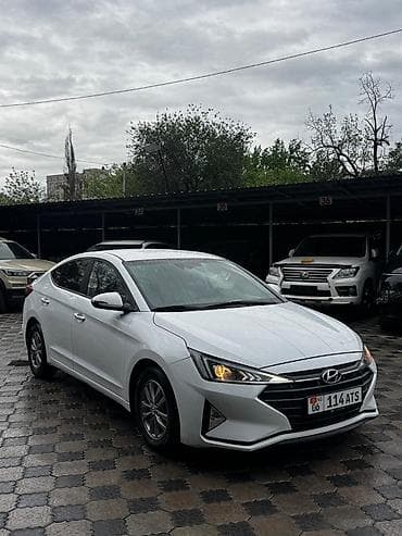201: Hyundai Avante: 2018 г., 1.6 л, Автомат, Бензин, Седан — 1