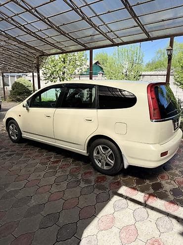 step vagon: Honda Stream: 2002 г., 1.7 л, Автомат, Бензин, Универсал — 1