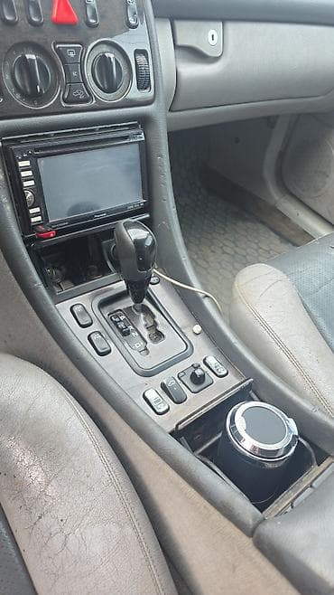 w210 e320: Mercedes-Benz CLK-Class: 2000 г., 2.3 л, Типтроник, Бензин, Купе — 4