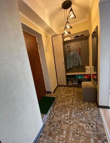 2 room flat: 1 комната, С мебелью частично — 8