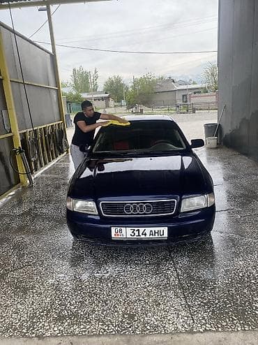 2 8: Audi A4: 1995 г., 1.8 л, Механика, Бензин, Седан — 3