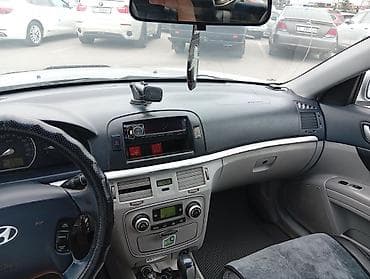 spark 2012: Hyundai Sonata: 2005 г., 2.4 л, Автомат, Бензин, Седан — 6