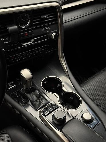 lexuc 330: Lexus RX: 2017 г., 3.5 л, Автомат, Бензин, Кроссовер — 10