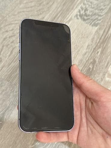 pixel 9a: IPhone 12 — 5