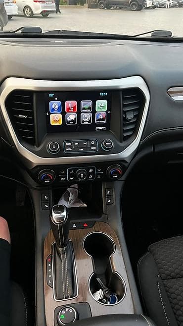 Унаа: GMC Acadia: 2018 г., Кроссовер — 10