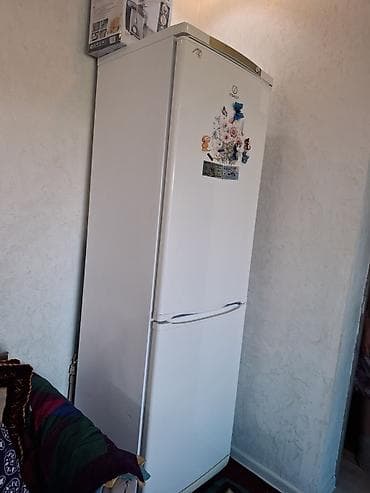 холодильник цены: Холодильник Indesit, Двухкамерный — 2