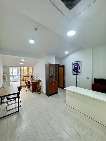 сомо кредит: Аренда офисов, 45 м², В бизнес центре, С оборудованием, С отдельным сан узлом, С системой безопасности — 3