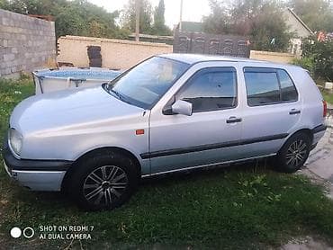 Унаа: Volkswagen Golf: 1992 г., 1.8 л, Кол менен иштөөчү, Бензин, Хетчбек — 1