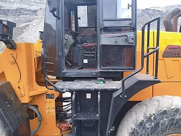 куплю электро инструмент: Погрузчик, Колесный, Фронтальный — 1