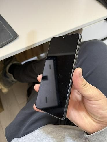redmi 4: Samsung Galaxy A20s, Б/у, цвет - Черный — 1