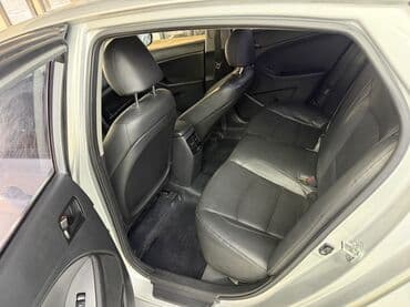 Продажа авто: Kia K5: 2011 г., 2 л, Автомат, Газ, Седан — 7