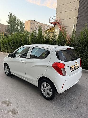 shevralet spark: Chevrolet Spark: 2020 г., 1 л, Автомат, Бензин, Хэтчбэк — 5